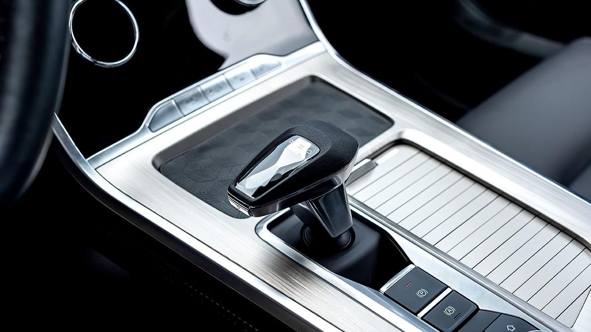 7.3 литра на &laquo;сотню&raquo;: тяжёлый внедорожник EXEED VX с новым двигателем рвёт стереотипы